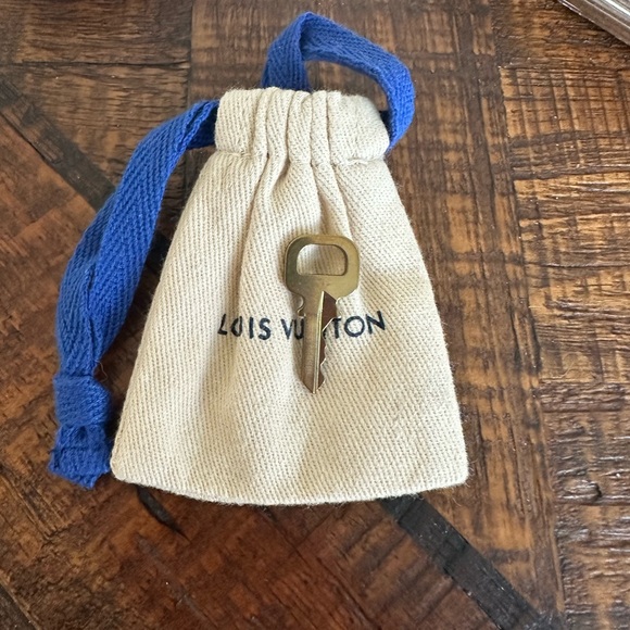 Louis Vuitton Speedy 35 Damier Azur - Picture 10 of 10